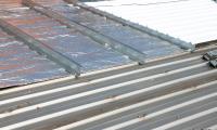 三重鐵皮屋頂熱盾隔熱鋁毯施工_中亞鐵工廠
